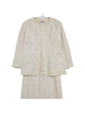 Chanel Suit Vintage Skirt Set Long Jacket CC Logo Lining Off White